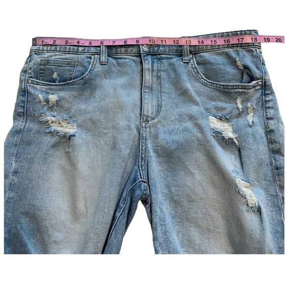 Joe’s Jeans Distressed Denim Shorts - Size 32 - Picture 5 of 7